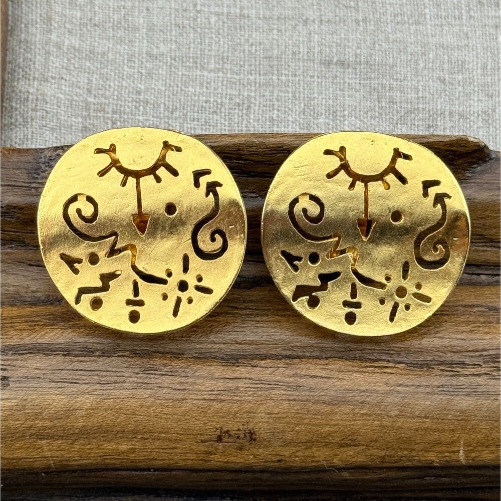 Vintage Clip-on Earrings Round Gold-tone Metal Openwork Modernist Sun Arrow 1"